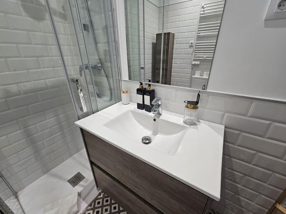 Apartamento The Gabriels Con Terraza Madrid Exterior foto